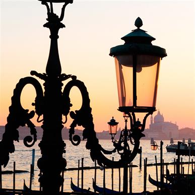 歐式戶(hù)外路燈